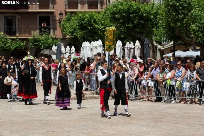 Pleitesía a la Virgen de La Blanca