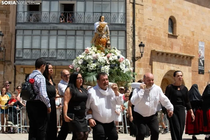 Pleitesía a la Virgen de La Blanca