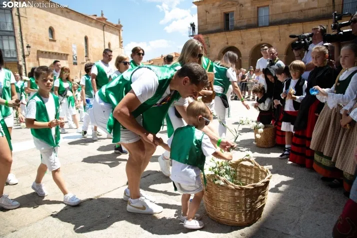 Pleitesía a la Virgen de La Blanca