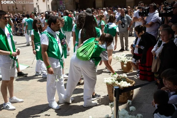 Pleitesía a la Virgen de La Blanca