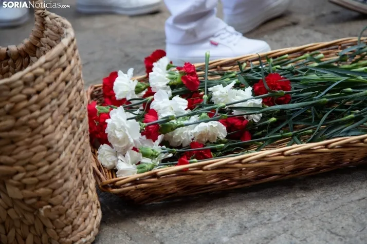 Pleitesía a la Virgen de La Blanca