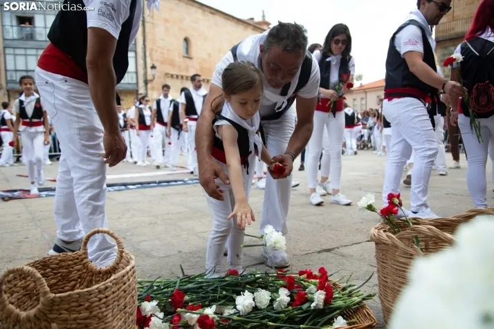 Pleitesía a la Virgen de La Blanca