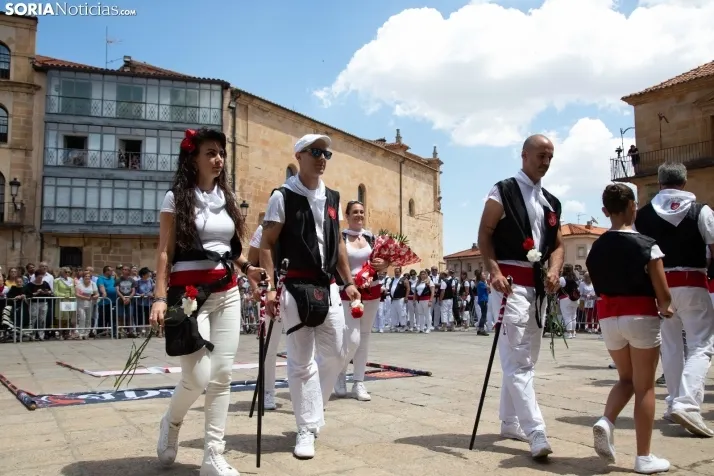 Pleitesía a la Virgen de La Blanca