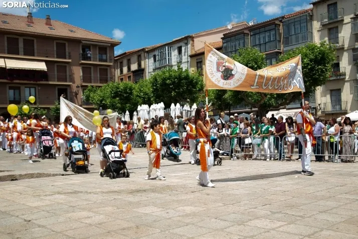 Pleitesía a la Virgen de La Blanca