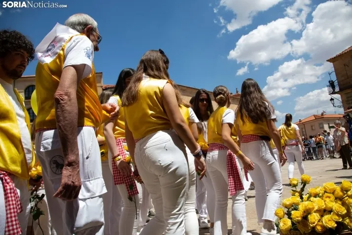 Pleitesía a la Virgen de La Blanca