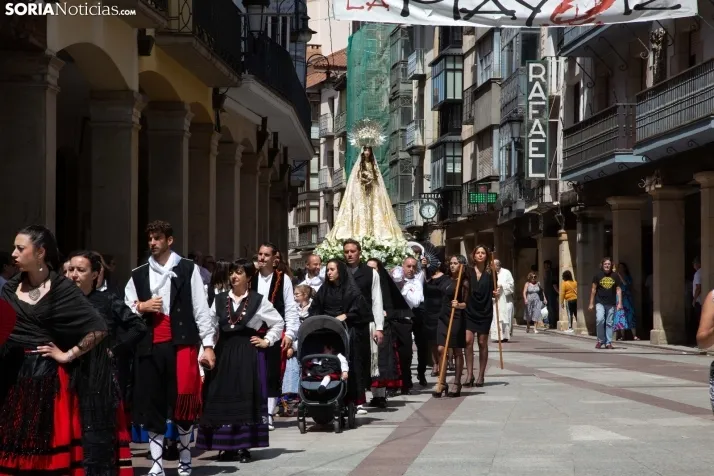 Pleitesía a la Virgen de La Blanca