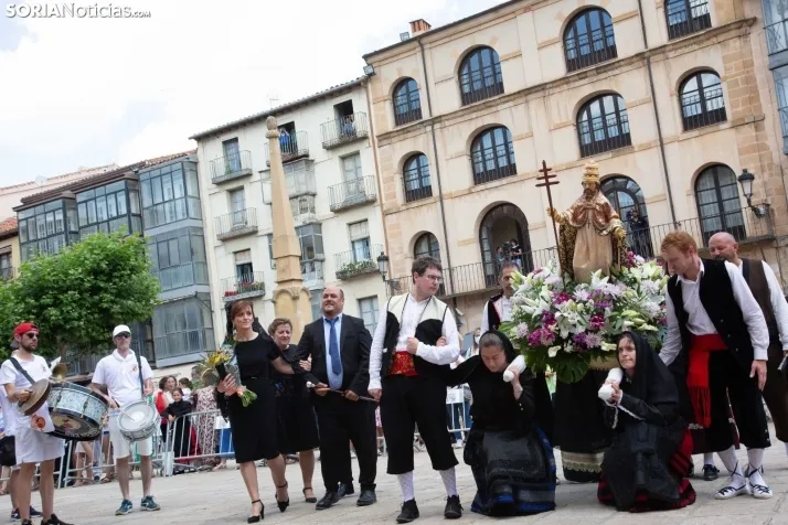 Pleitesía a la Virgen de La Blanca