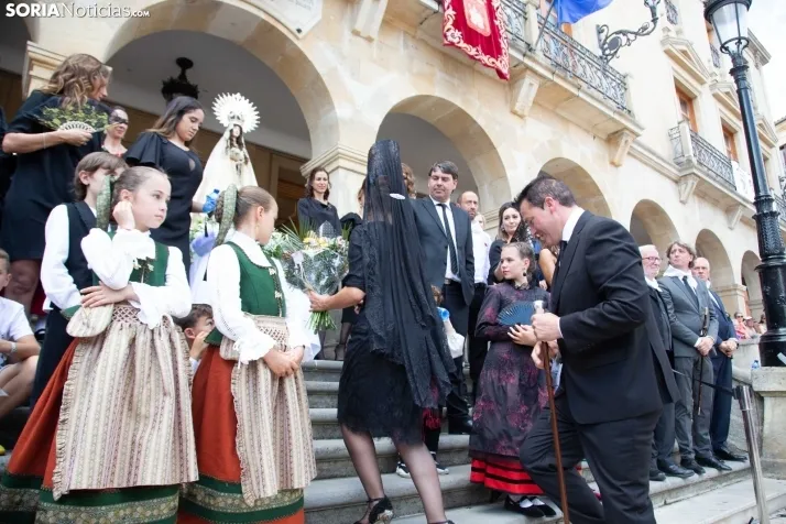 Pleitesía a la Virgen de La Blanca