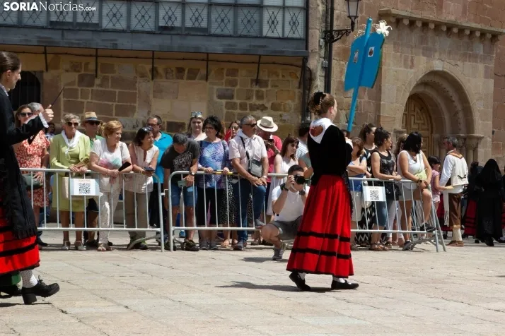 Pleitesía a la Virgen de La Blanca