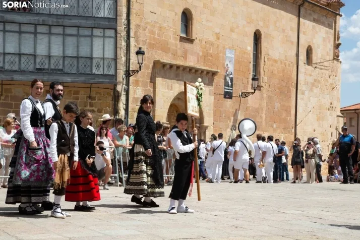 Pleitesía a la Virgen de La Blanca