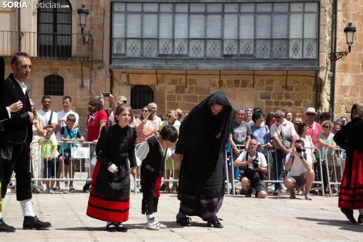 Pleitesía a la Virgen de La Blanca