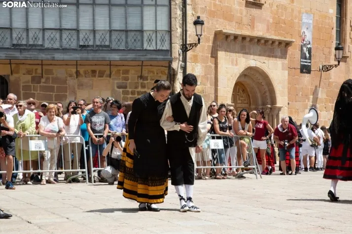 Pleitesía a la Virgen de La Blanca