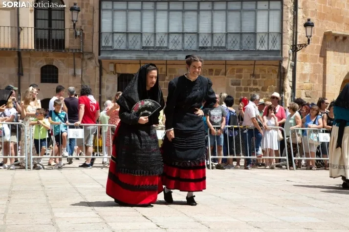 Pleitesía a la Virgen de La Blanca