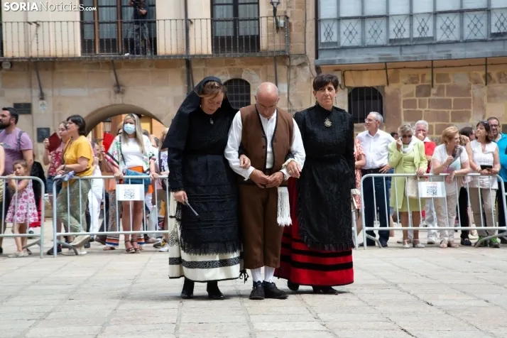 Pleitesía a la Virgen de La Blanca