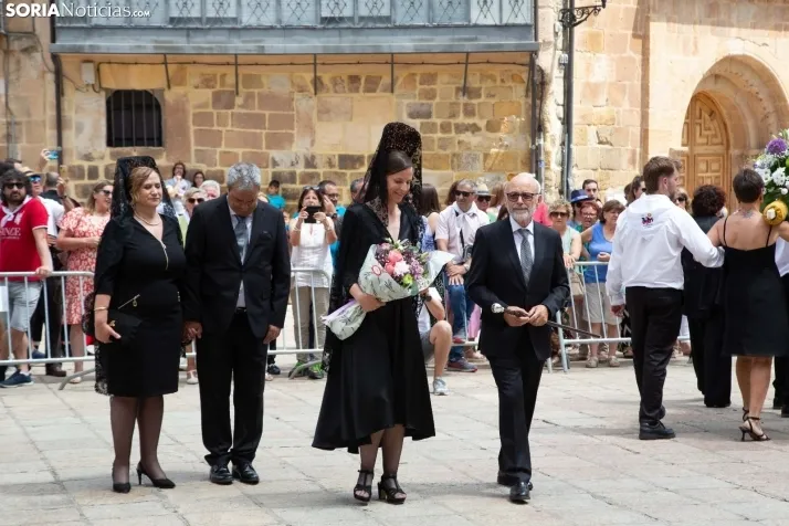 Pleitesía a la Virgen de La Blanca