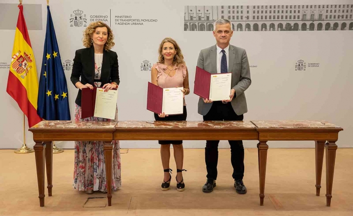 Junta y Gobierno formalizan el convenio para el Plan de Vivienda 2022-2025 dotado con 101,6 M&euro;