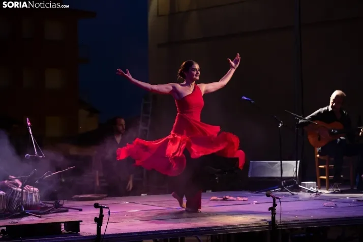 Fusión flamenca e india en Almazán