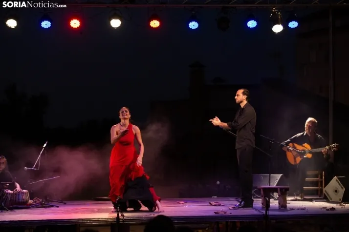 Fusión flamenca e india en Almazán