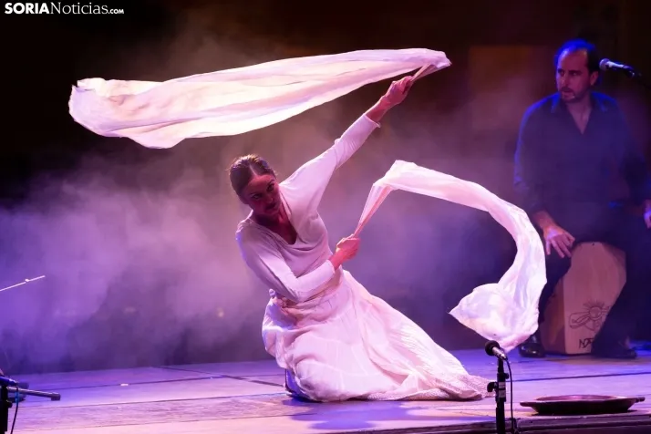 Fusión flamenca e india en Almazán