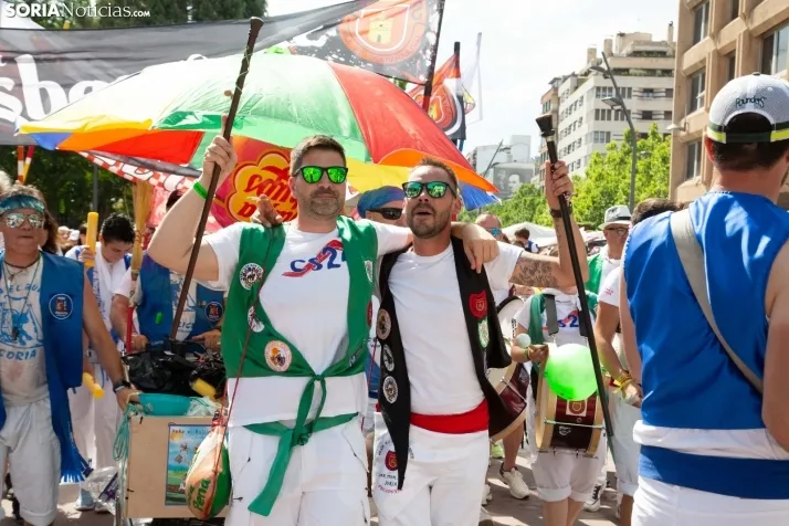 Multitudinaria bajada a Las Bailas 