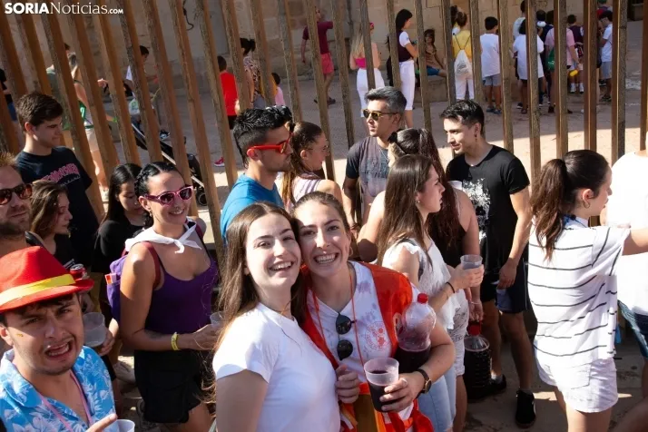 Multitudinaria bajada a Las Bailas 