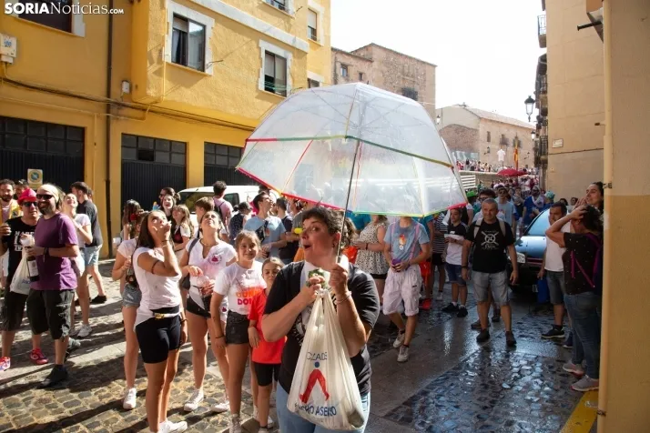 Multitudinaria bajada a Las Bailas 