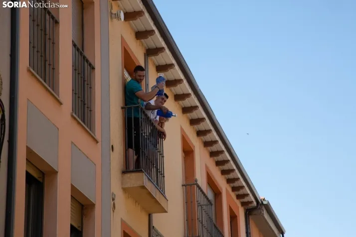 Multitudinaria bajada a Las Bailas 