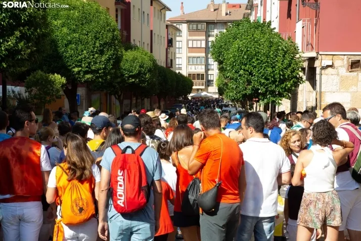 Multitudinaria bajada a Las Bailas 