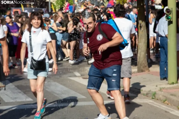 Multitudinaria bajada a Las Bailas 