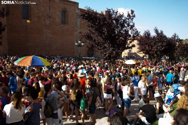 Multitudinaria bajada a Las Bailas 