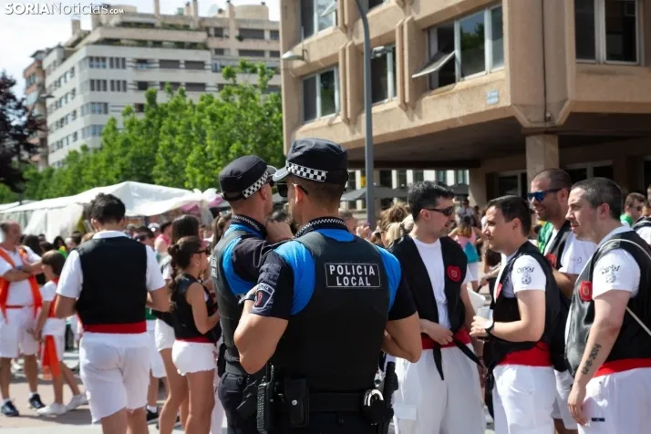 Multitudinaria bajada a Las Bailas 