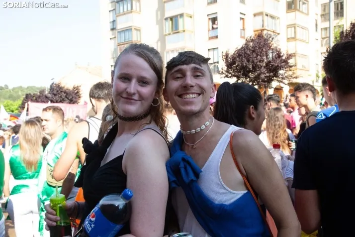 Multitudinaria bajada a Las Bailas 