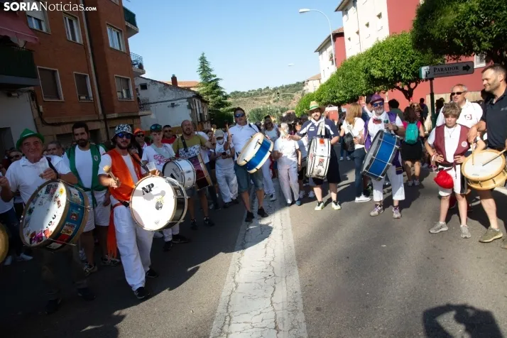 Multitudinaria bajada a Las Bailas 