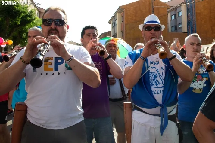 Multitudinaria bajada a Las Bailas 
