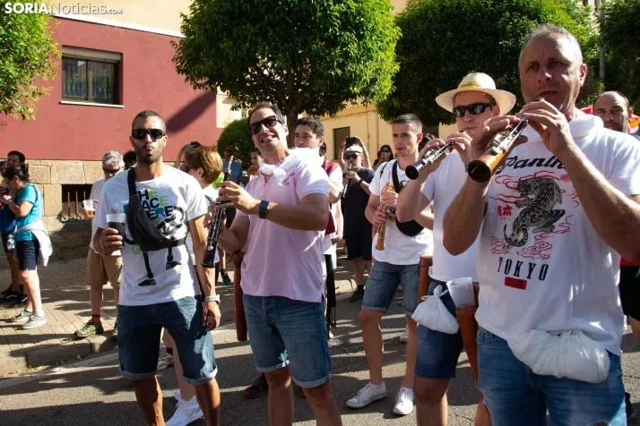 Multitudinaria bajada a Las Bailas 