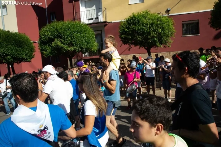 Multitudinaria bajada a Las Bailas 