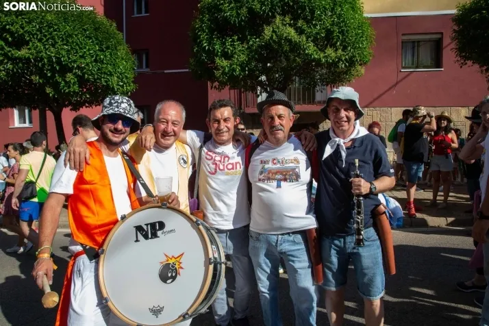 Multitudinaria bajada a Las Bailas 