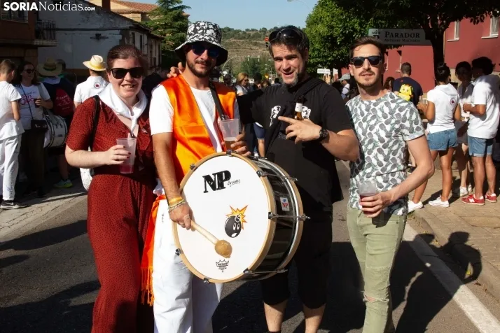 Multitudinaria bajada a Las Bailas 