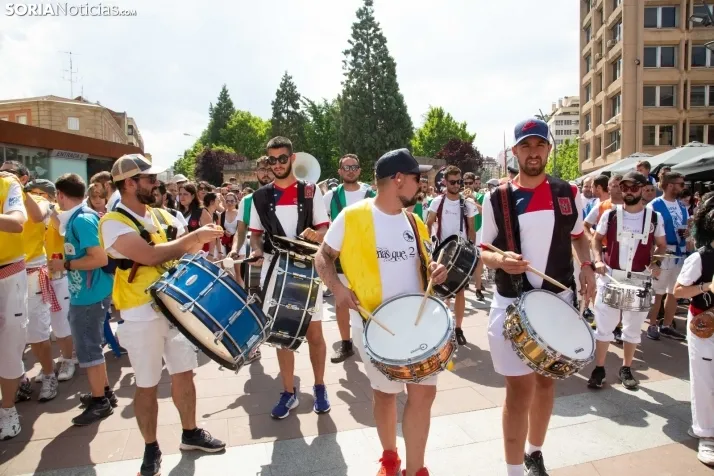 Multitudinaria bajada a Las Bailas 