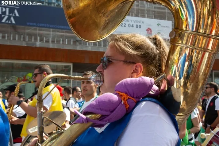 Multitudinaria bajada a Las Bailas 