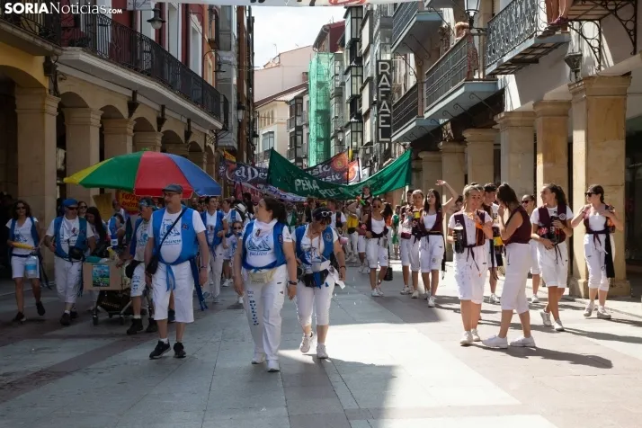 Multitudinaria bajada a Las Bailas 