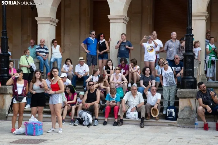 Multitudinaria bajada a Las Bailas 