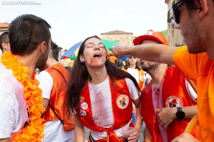 Multitudinaria bajada a Las Bailas 