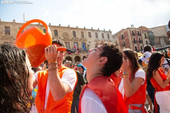 Multitudinaria bajada a Las Bailas 