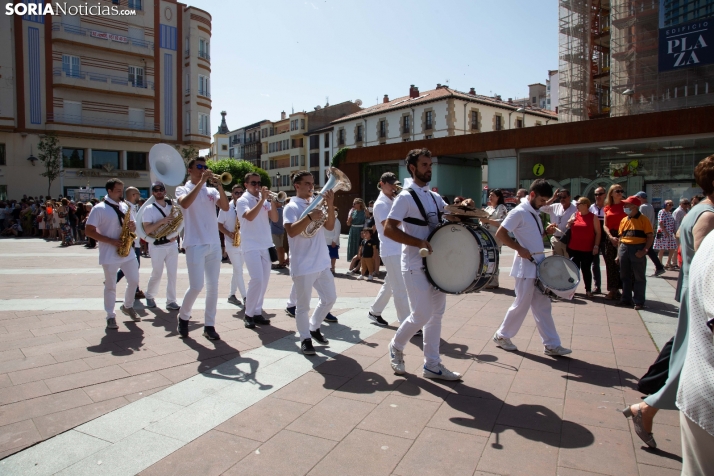 Las fotos del desfile del Domingo de Calderas