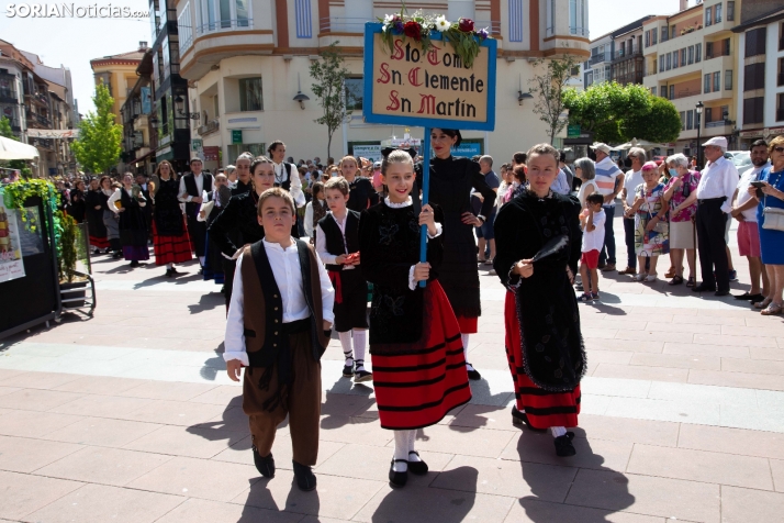 Las fotos del desfile del Domingo de Calderas