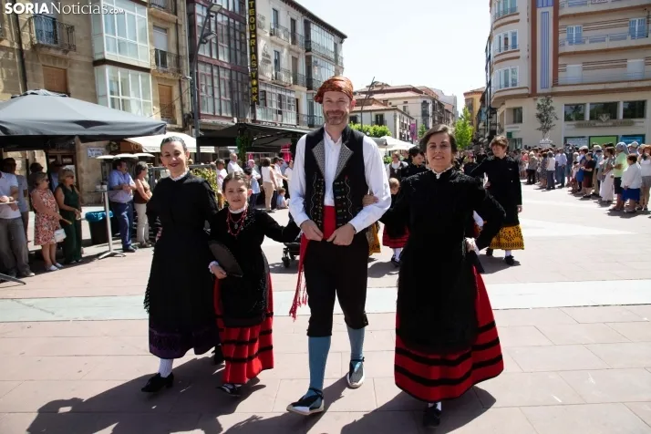 Las fotos del desfile del Domingo de Calderas