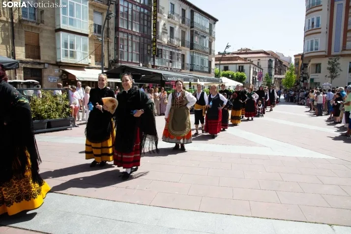 Las fotos del desfile del Domingo de Calderas