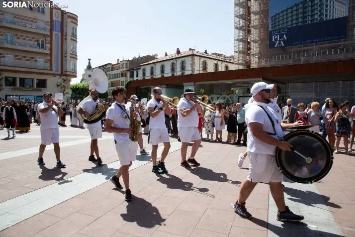 Las fotos del desfile del Domingo de Calderas