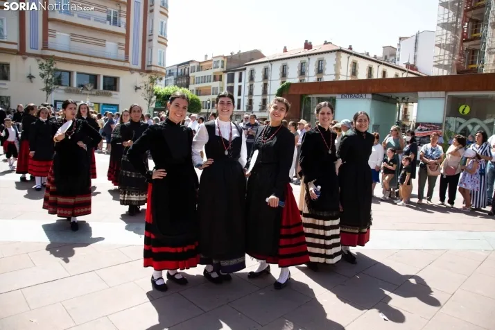 Las fotos del desfile del Domingo de Calderas